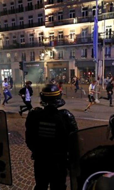 France to deport 20 Russians for violence at Euro 2016